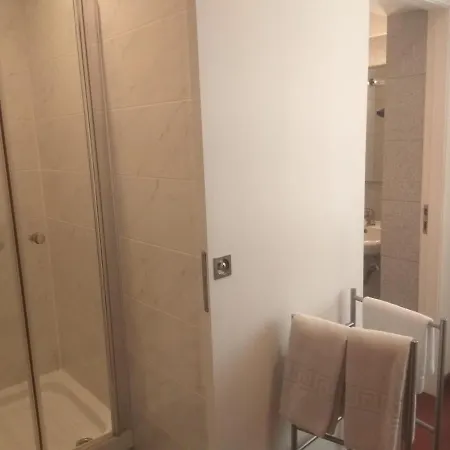 Paulista Hotel 2*